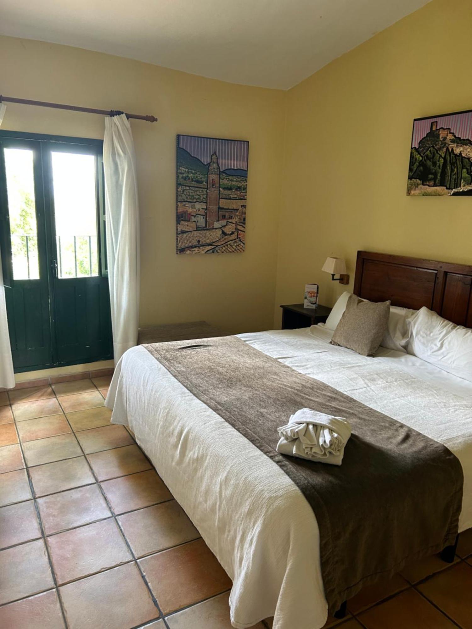 Hotel Rural Castillo De Biar Finca Fanecaes Kültér fotó